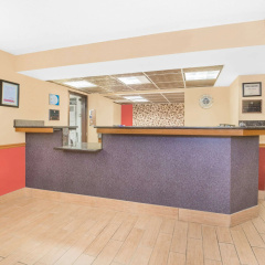 Super 8 by Wyndham Marshalltown thumbnail 9