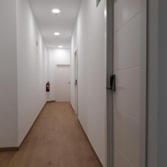 Hub Hostel Seville - Bild 11