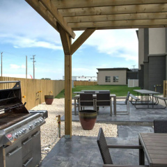 Hampton Inn & Suites by Hilton Regina East Gate thumbnail 15
