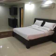 Hak Mall Suites in Islamabad, Pakistan from 36$, photos, reviews - zenhotels.com