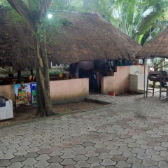 De-b Garden Hotel - Bild 19