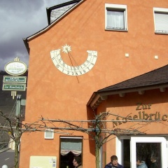 Zur Moselbrcke - Bild 1