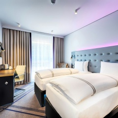 Premier Inn Darmstadt City Centre - Bild 3