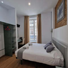 Hotel y Apartamentos Doña Lola - Bild 10