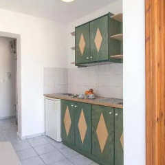 Stefanis House thumbnail 9