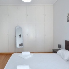 Spacious minimal apartment at Chalandri - Bild 1