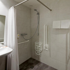 easyHotel Brussels City Centre - Bild 10