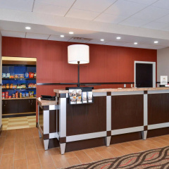 Hampton Inn & Suites California University-Pittsburgh thumbnail 22