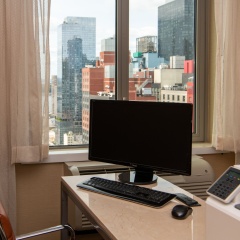 Holiday Inn New York City - Times Square by IHG - Bild 9