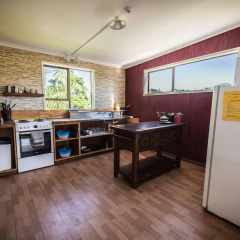 Te Hui House thumbnail 4