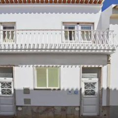 Xiri Beach House thumbnail 2