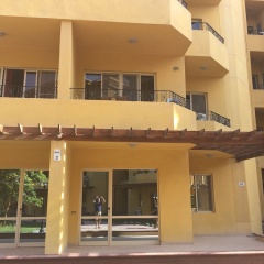 Pool View Apart At British Resort 221 - Bild 1