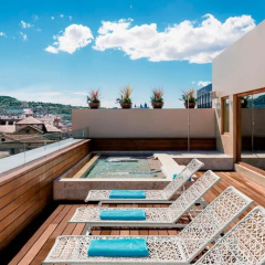Lamaro Hotel thumbnail 17