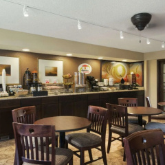 Fairview Inn & Suites thumbnail 14