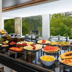 Renaissance Barcelona Hotel - Bild 13