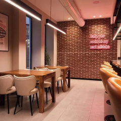 Latroupe Prado Hostel - Bild 18