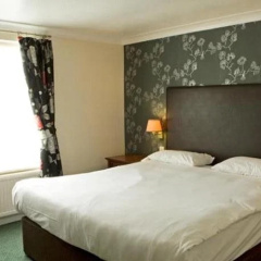 The Red Lion Inn by Greene King Inns thumbnail 7