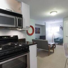 Отель Charming 2BD in Hip Neighborhood - 3 Blks to Metro США, Вашингтон - отзывы, цены и фото номеров - забронировать отель Charming 2BD in Hip Neighborhood - 3 Blks to Metro онлайн фото 19