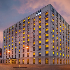 Holiday Inn - the niu, Ridge Halle Central Station by IHG - Bild 1