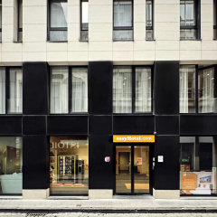 easyHotel Brussels City Centre - Bild 1