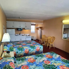 The Shangri La Motel thumbnail 4