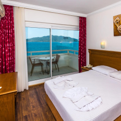 Honeymoon Hotel - Bild 5