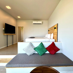 HIP Seaview Resort at Phi Phi - Bild 1