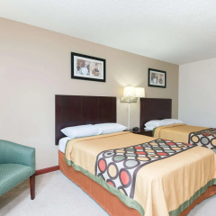 Super 8 by Wyndham Beaver Falls thumbnail 3