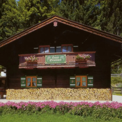 Haus Brunneck Modern Retreat - Bild 1