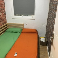 Practical room: Barcelona-Fira-Airport - Bild 1