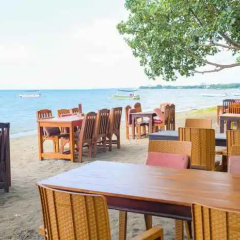 RedDoorz @ Tanjung Alam Hotel Lovina - Bild 17