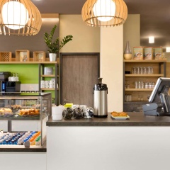 Super 8 by Wyndham Freiburg - Bild 13