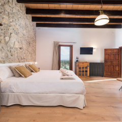 New Can Furios Hotel - Bild 1