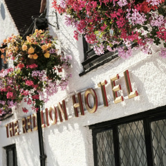 Red Lion Hotel, Hillingdon thumbnail 1