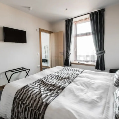 Seaview Hotel thumbnail 5