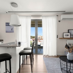 Posh 1BR Apartment in Chalandri by UPSTREET - Bild 1