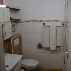 Sunny 1-room apartment near railway station - Bild 4