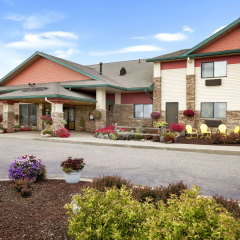 Super 8 by Wyndham Eveleth thumbnail 10