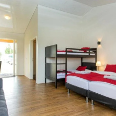 Guesthouse Hill thumbnail 5