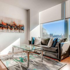 Global Luxury Suites at The Financial District thumbnail 5