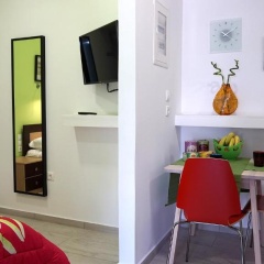 Luxury Studio 1.3 km from BEACH @ 1km from METRO - Bild 2
