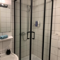 Modern 2 Rooms App with balcony, near to UN und Telekom - Bild 7
