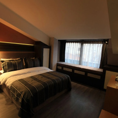 The Black Hotel thumbnail 3