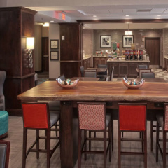 Hampton Inn & Suites Columbus/University Area thumbnail 24