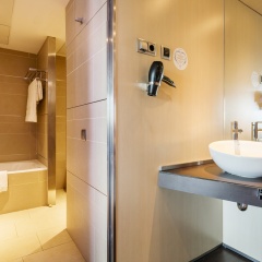 Hotel Ilunion Barcelona - Bild 9