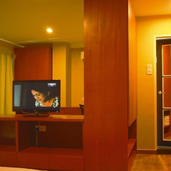 Your Hotel thumbnail 6