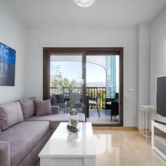 Marina Duquesa Apartment thumbnail 1