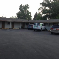 Woodridge Motel thumbnail 10