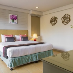 Karma Royal Boat Lagoon - 4 Nights, Phuket, Thailand - Bild 1