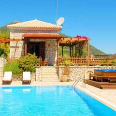 Lefkada Villas thumbnail 3